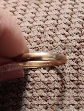 TODAY ONLY!! 14k Yg Artcarved Gold Ring